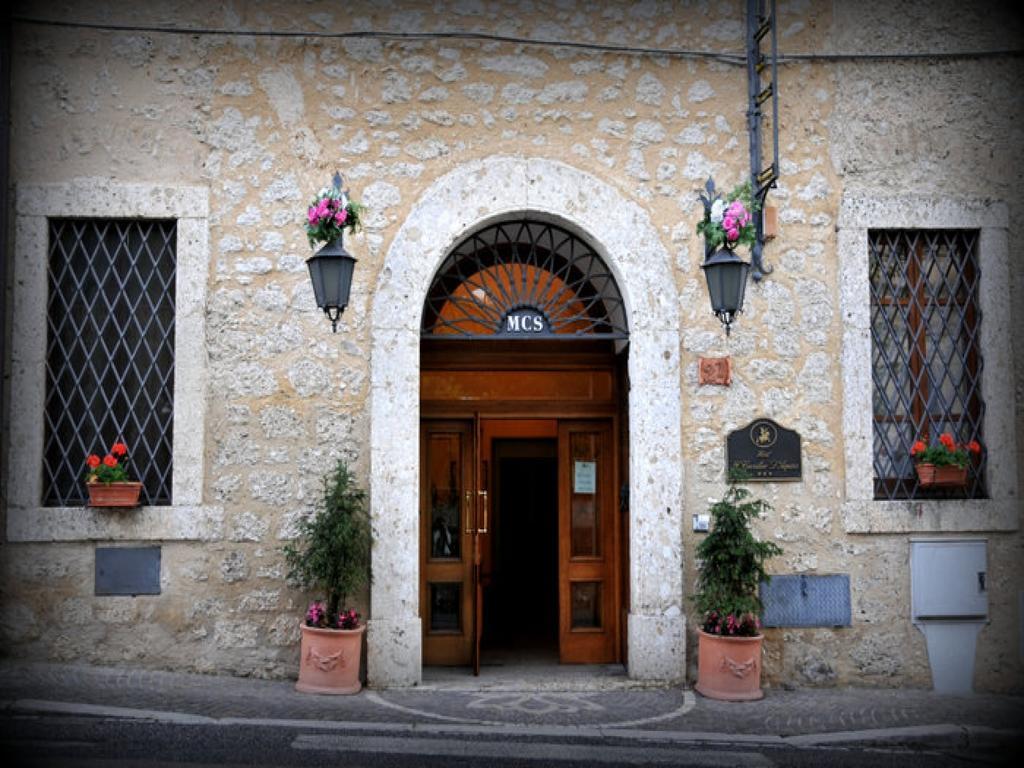 Hotel Il Cavalier D'Arpino Exterior photo