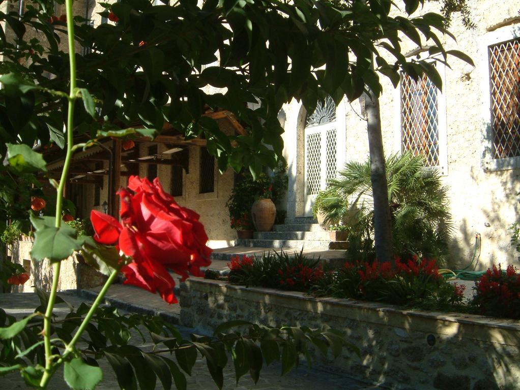 Hotel Il Cavalier D'Arpino Exterior photo